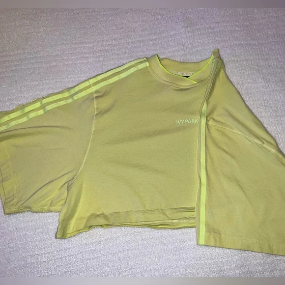 Adidas Ivy park crop top